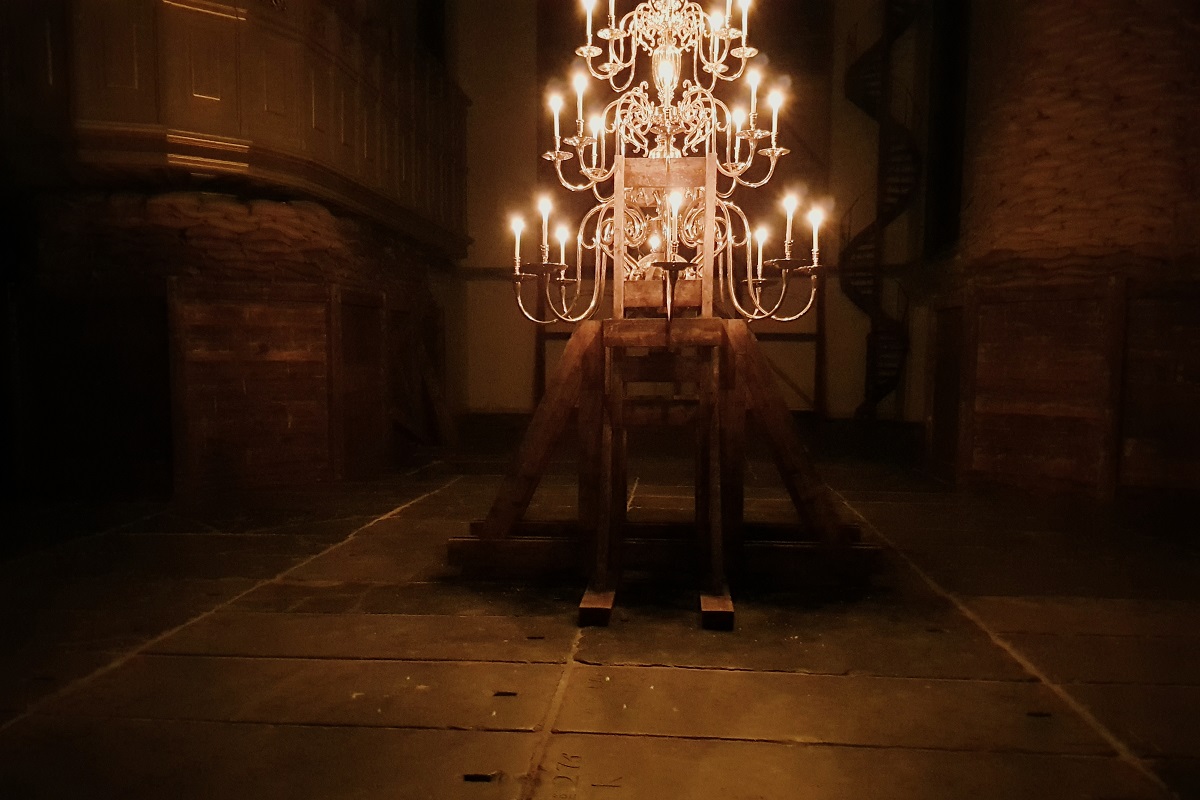 Adrian Villar Rojas / Oude kerk, Amsterdam